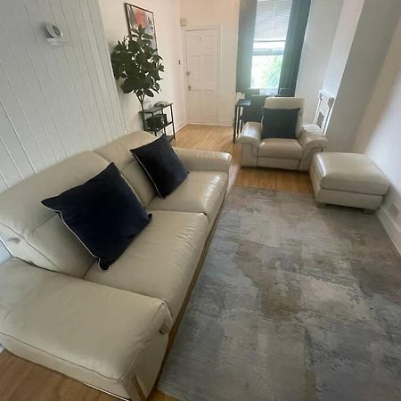 3 Bedroom House In Dartford Esterno foto